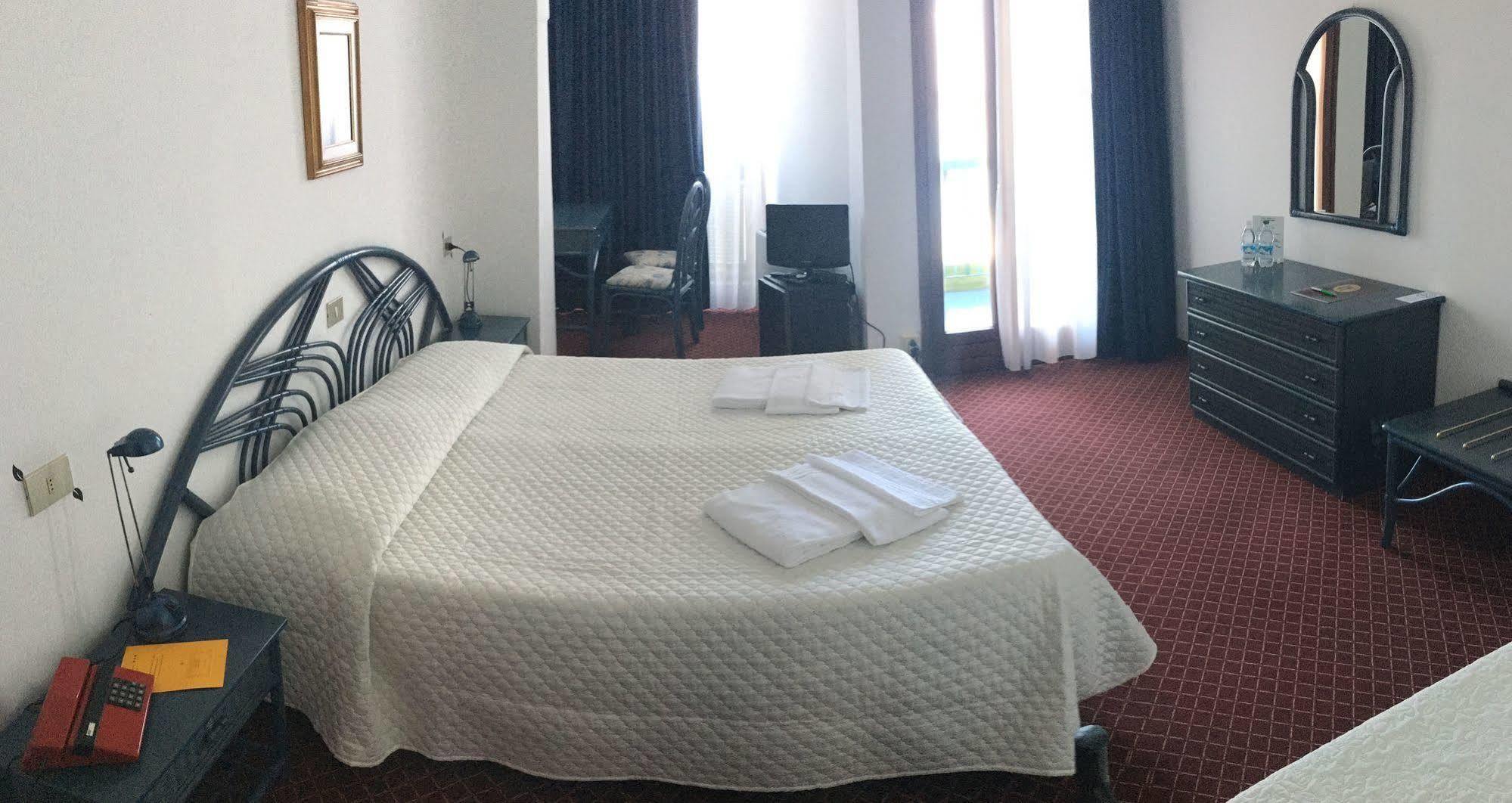 Hotel Friuli Grado Buitenkant foto